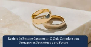 Blog Jurídico 12 Duas alianças de ouro sobre uma superfície de mármore, ilustrando o guia sobre regime de bens no casamento do escritório Melo e Moura Advogados.